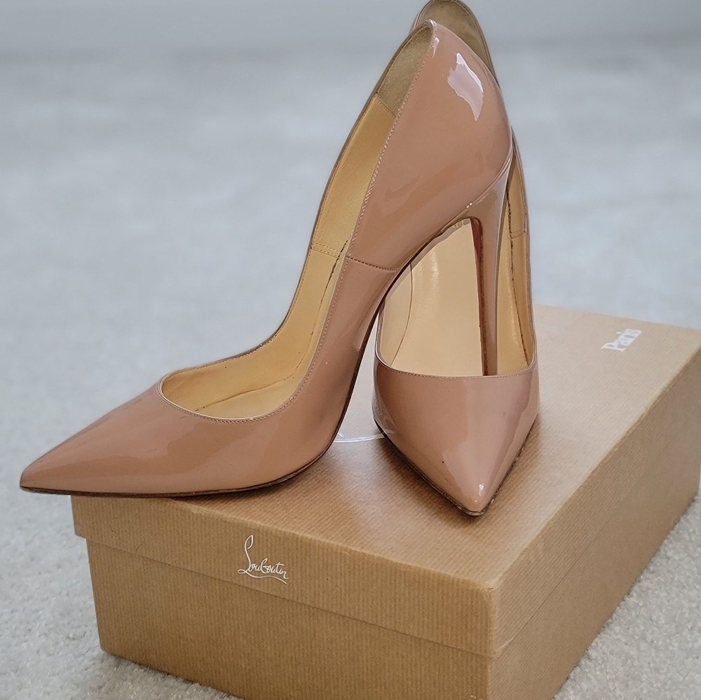 Louboutin - Picture 6 of 8